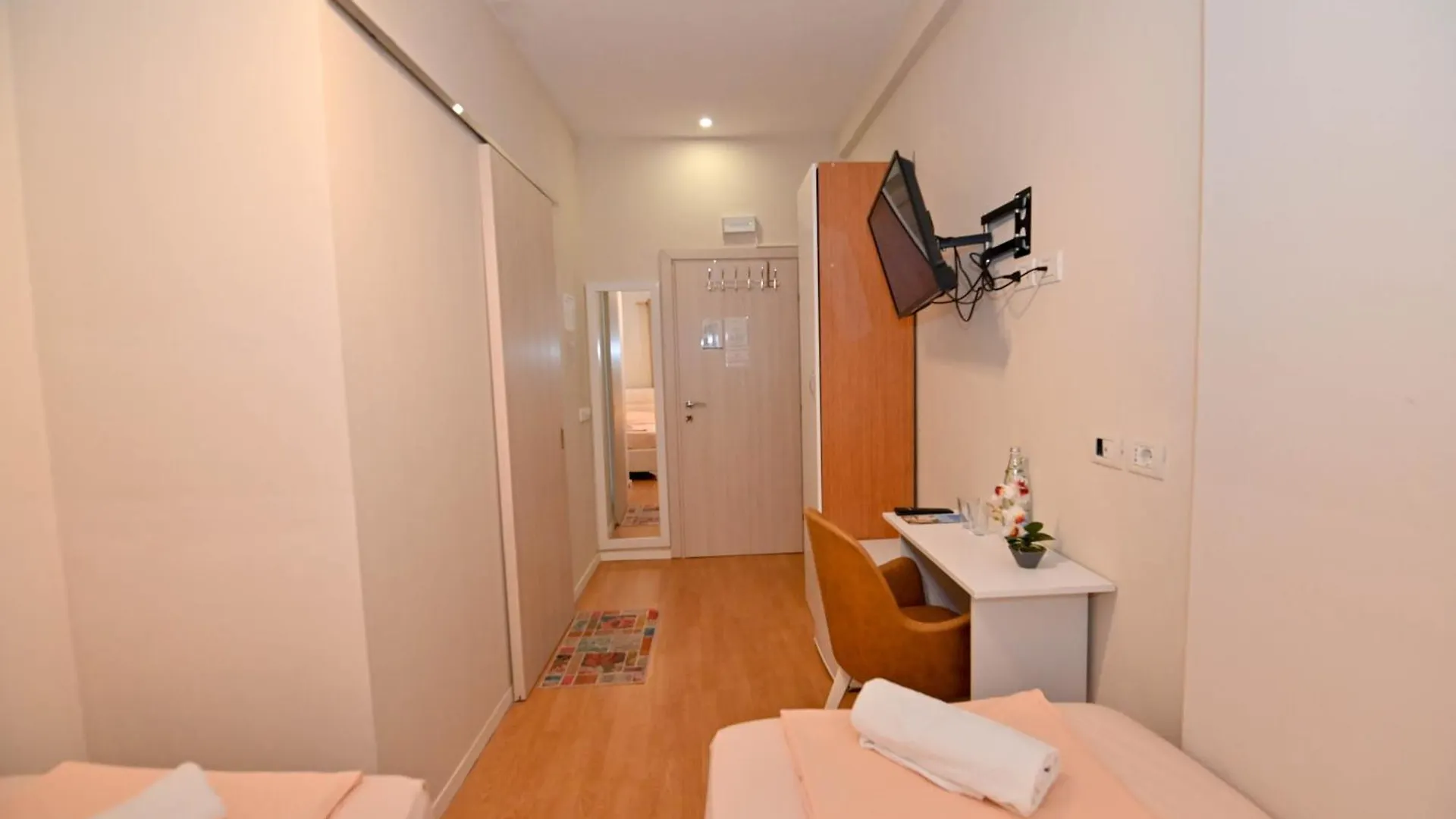Hotel Globo Durrës