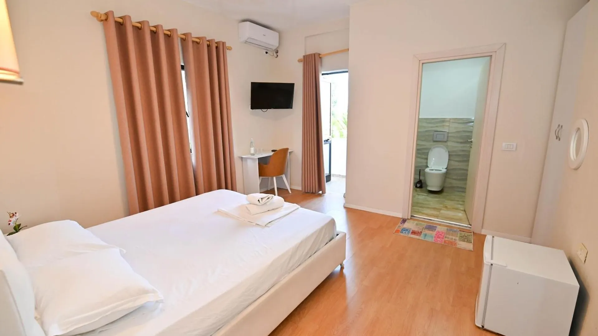 Hotel Globo Durres