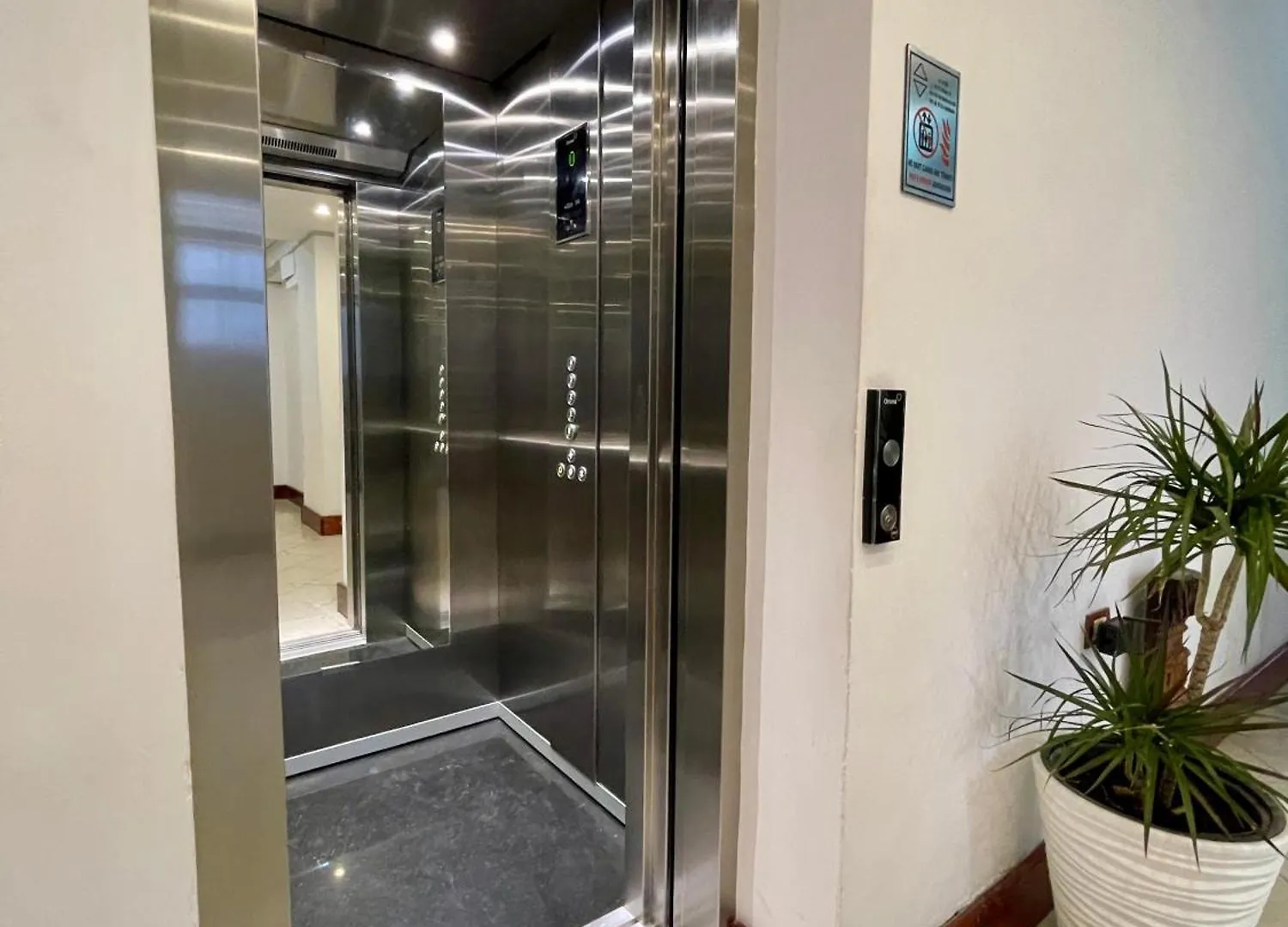 Hotel Globo Durrës Albánie
